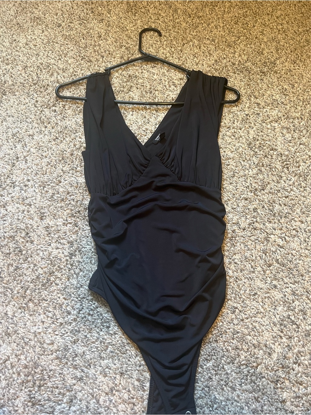 Express Body Contour Classic V-Neck Thong Bodysuit